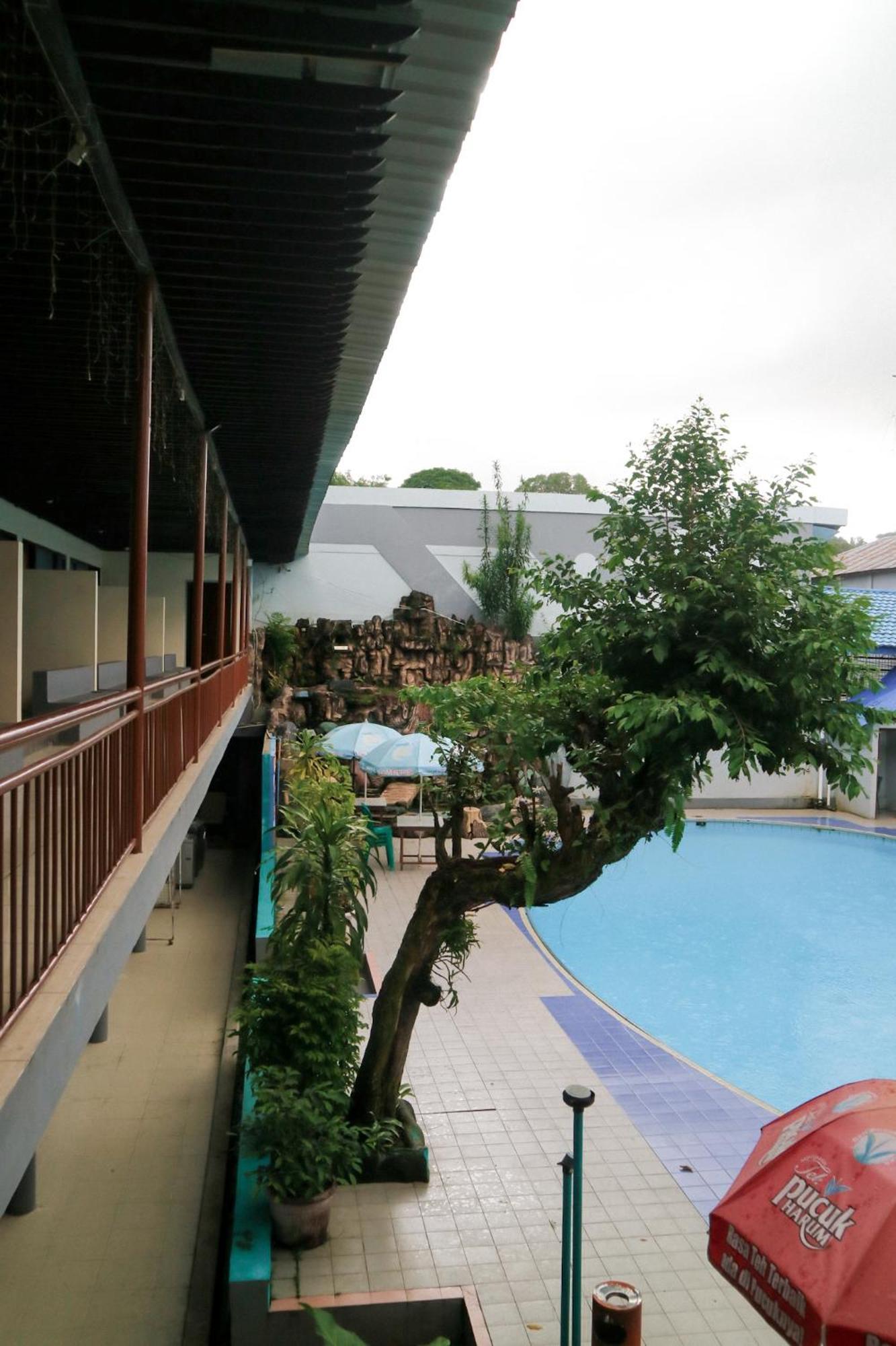 Hotel Mariat Sorong Exterior foto