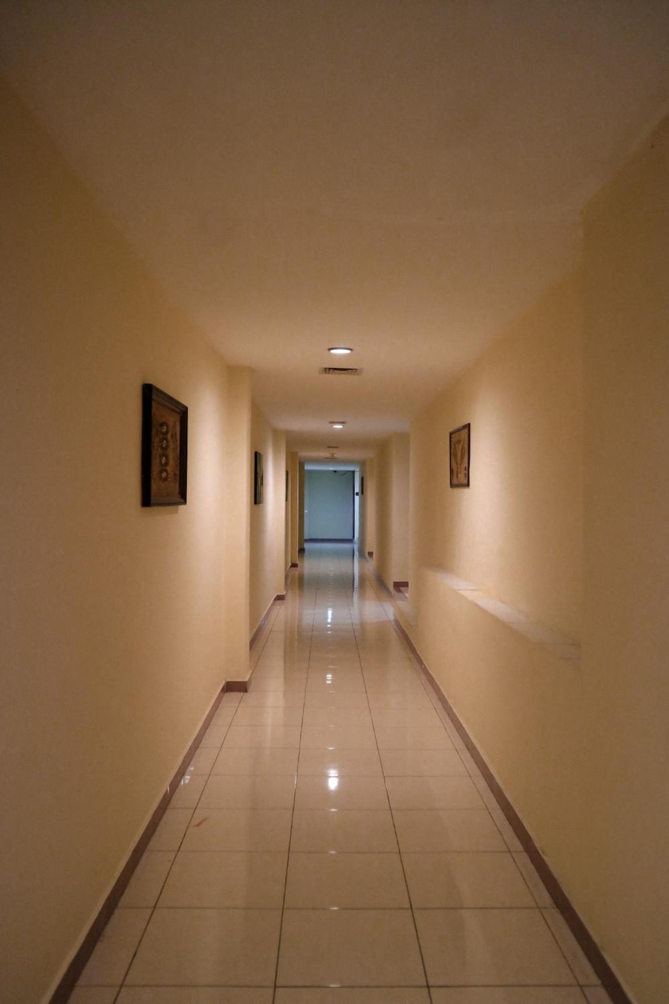 Hotel Mariat Sorong Exterior foto